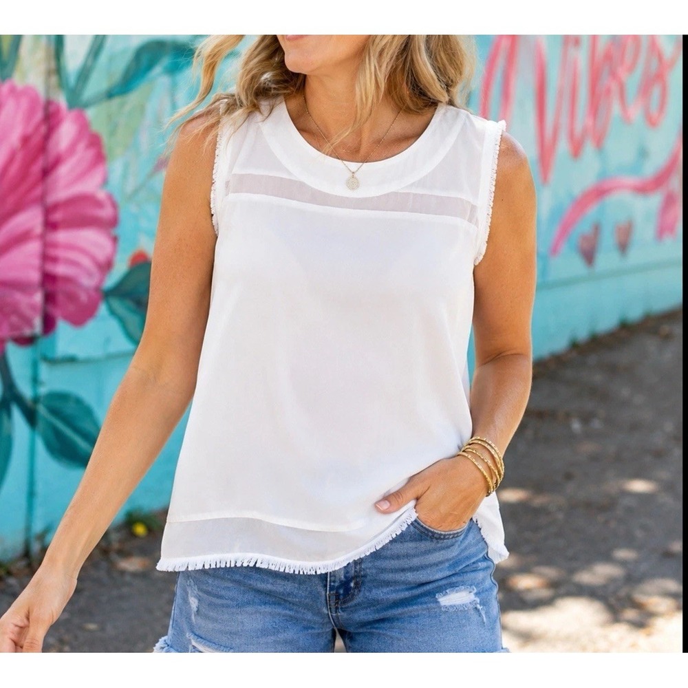 Cloth & StoneAnthropology Small  Raw Hem Sleeveless Button Back Womens Cropped
